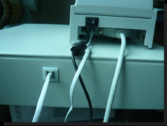 電腦、小票打印機和錢箱該如何連接？